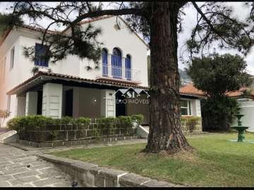 Casa para alugar em Centro, Petrópolis - RJ