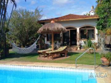 Casa à venda em Itaipava, Petrópolis - RJ