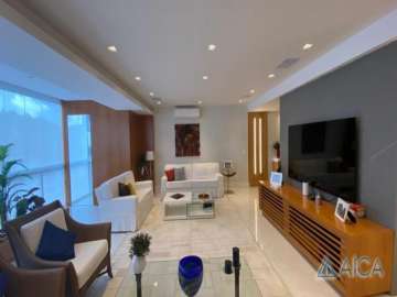 Apartamento à venda em Centro, Petrópolis - RJ