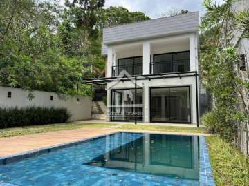 Casa à venda em Santa Mônica, Petrópolis - RJ