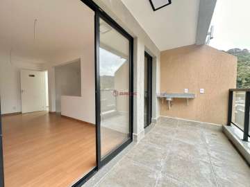 Apartamento à venda em Várzea, Teresópolis - RJ
