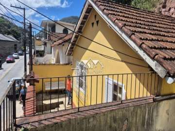 Casa à venda em Castelânea, Petrópolis - RJ
