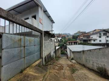 Loja para alugar em Sargento Boening, Petrópolis - RJ