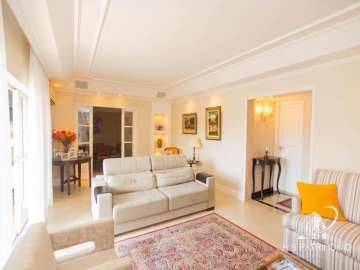 Apartamento à venda em Coronel Veiga, Petrópolis - RJ