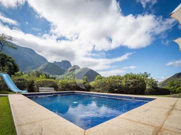 Casa à venda em Araras, Petrópolis - RJ