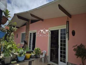 Casa à venda em Castelânea, Petrópolis - RJ