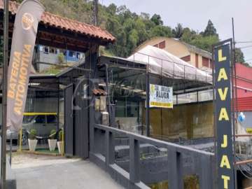 Loja para alugar  em Quitandinha, Petrópolis - RJ