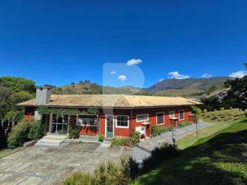 Casa à venda em Vale das Videiras, Petrópolis - RJ