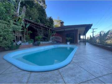 Casa à venda em Granja Guarani, Teresópolis - RJ