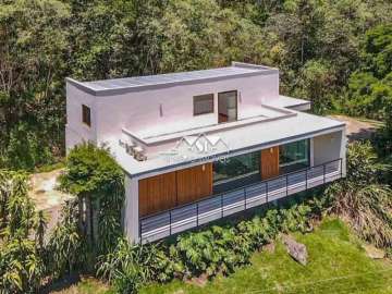 Casa à venda em Araras, Petrópolis - RJ