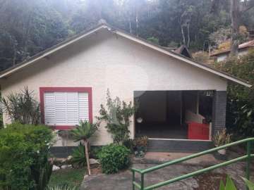 Casa à venda em Bonsucesso, Petrópolis - RJ