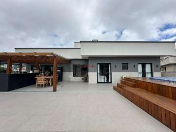 Cobertura à venda em Alto, Teresópolis - RJ