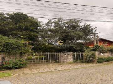 Casa à venda em Cascatinha, Nova Friburgo - RJ