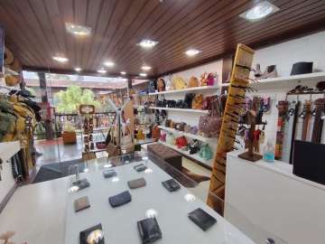 Loja à venda em Alto, Teresópolis - RJ