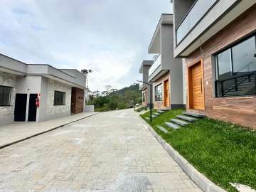 Casa à venda em Golfe, Teresópolis - RJ