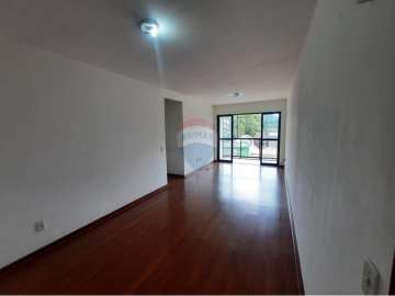 Apartamento à venda em Alto, Teresópolis - RJ