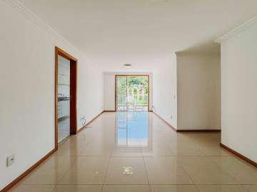 Apartamento à venda em Várzea, Teresópolis - RJ