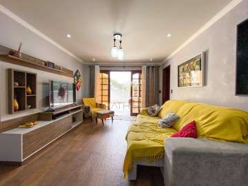 Cobertura à venda em Várzea, Teresópolis - RJ