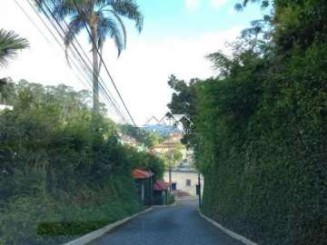Terreno Residencial à venda em Mosela, Petrópolis - RJ