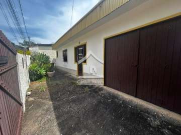 Casa à venda em Araras, Petrópolis - RJ