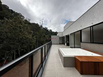 Cobertura à venda em Alto, Teresópolis - RJ