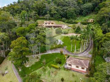 Casa à venda em Pedro do Rio, Petrópolis - RJ