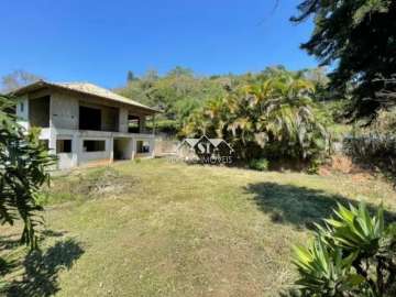 Casa à venda em Itaipava, Petrópolis - RJ