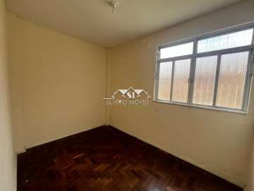 Apartamento à venda em Bingen, Petrópolis - RJ