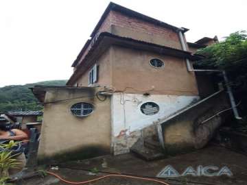 Casa à venda em Provisória, Petrópolis - RJ