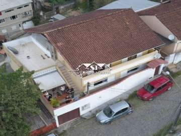 Casa à venda em Floresta, Petrópolis - RJ