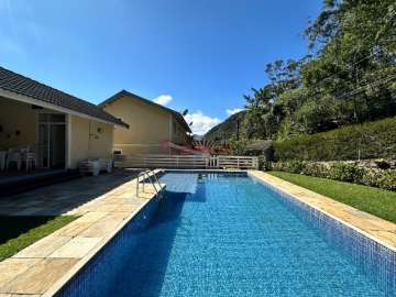 Casa à venda em Granja Guarani, Teresópolis - RJ