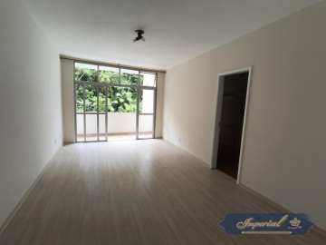 Apartamento à venda em Centro, Petrópolis - RJ