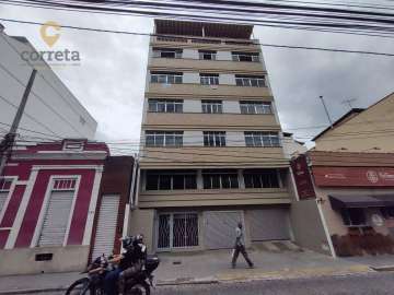 Apartamento à venda em Centro, Nova Friburgo - RJ