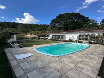 Casa à venda em Ermitage, Teresópolis - RJ