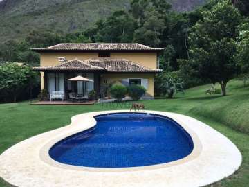 Casa à venda em Corrêas, Petrópolis - RJ