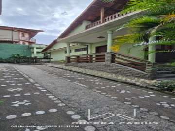 Casa à venda em Cascatinha, Petrópolis - RJ