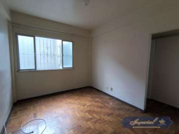 Apartamento à venda em Centro, Petrópolis - RJ