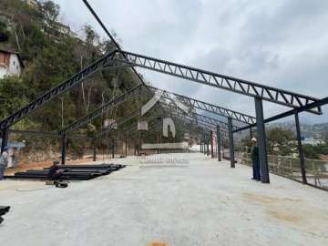 Imóvel Comercial para alugar em Nogueira, Petrópolis - RJ