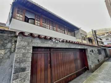 Casa à venda em Alto da Serra, Petrópolis - RJ