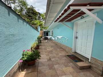 Casa à venda em Castelânea, Petrópolis - RJ