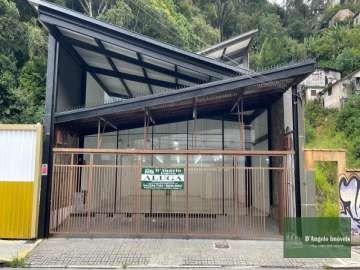 Loja para alugar em Alto da Serra, Petrópolis - RJ