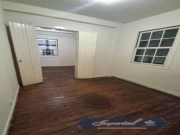 Casa para alugar em Caxambu, Petrópolis - RJ