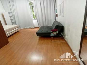 Kitnet / Conjugado para alugar  em Centro, Petrópolis - RJ