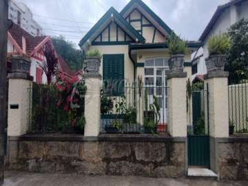 Casa para alugar em Centro, Petrópolis - RJ