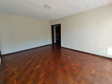 Apartamento à venda em Alto, Teresópolis - RJ