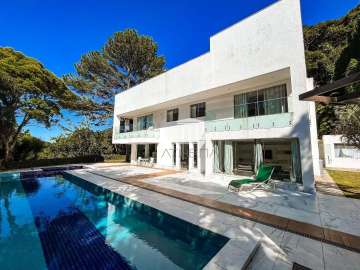 Casa à venda em Comary, Teresópolis - RJ