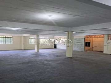 Imóvel Comercial para alugar  em Esperança, Petrópolis - RJ