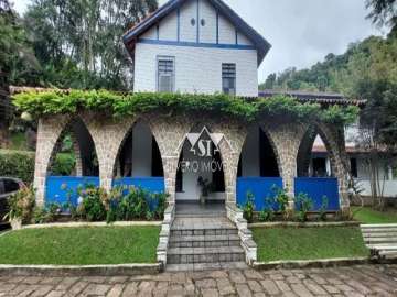 Apartamento para alugar em Corrêas, Petrópolis - RJ