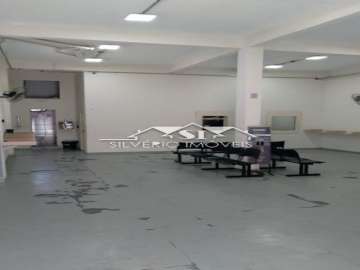 Loja à venda em Mosela, Petrópolis - RJ