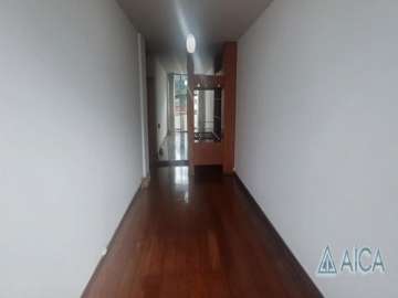 Apartamento para alugar em Centro, Petrópolis - RJ